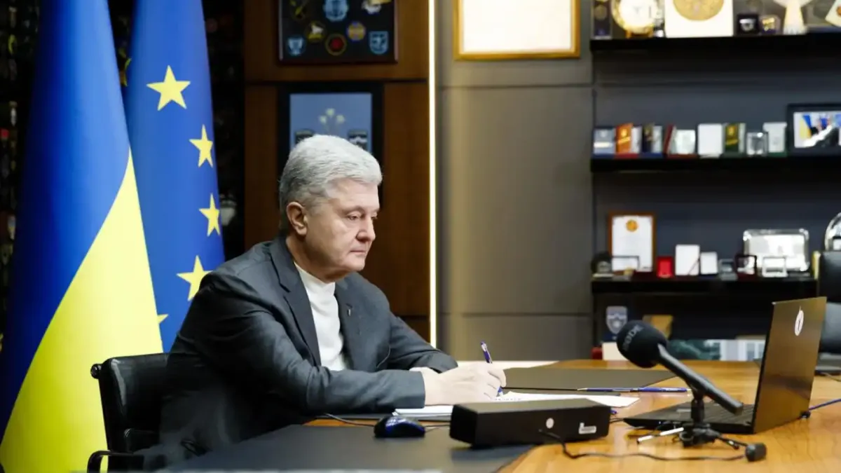 Порошенко предупреди: Това няма да е примирие, а затишие преди нова война