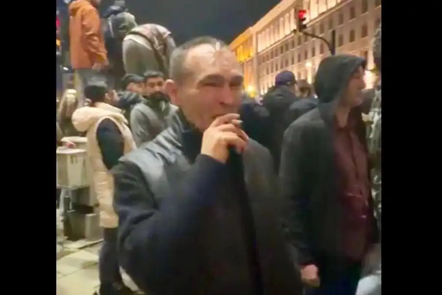 Агресия на протеста! Васил Божков в центъра на метежа! Видео
