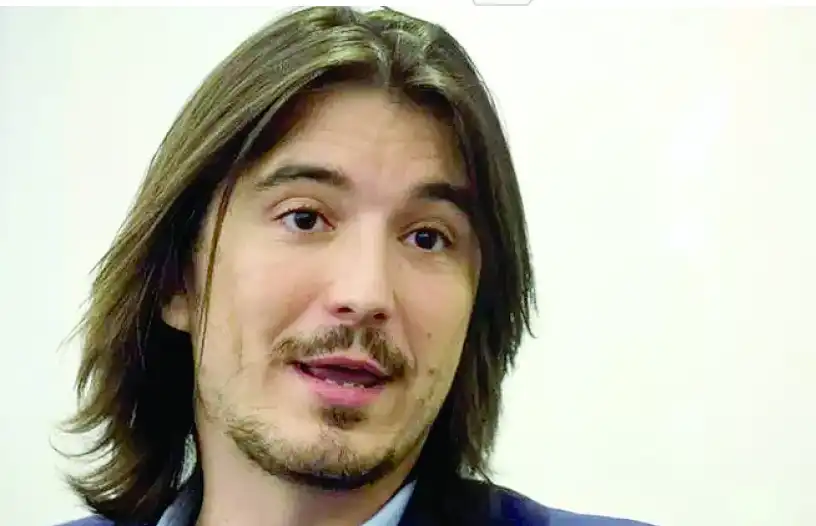 Световните борси на колене пред българина Владимир