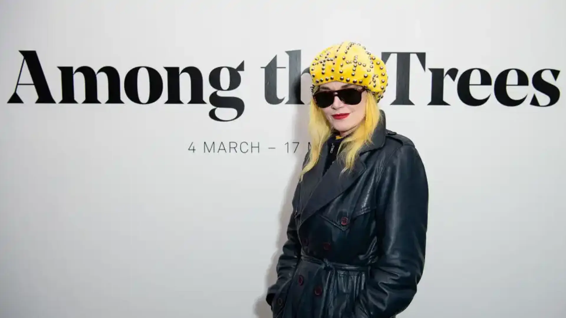 Почина голяма модна икона, обличала Бионсе и Лейди Гага Снимки