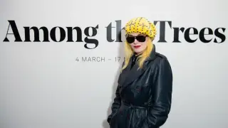 Почина голяма модна икона, обличала Бионсе и Лейди Гага Снимки