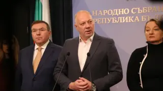 Желязков пътува за Финландия за важна среща
