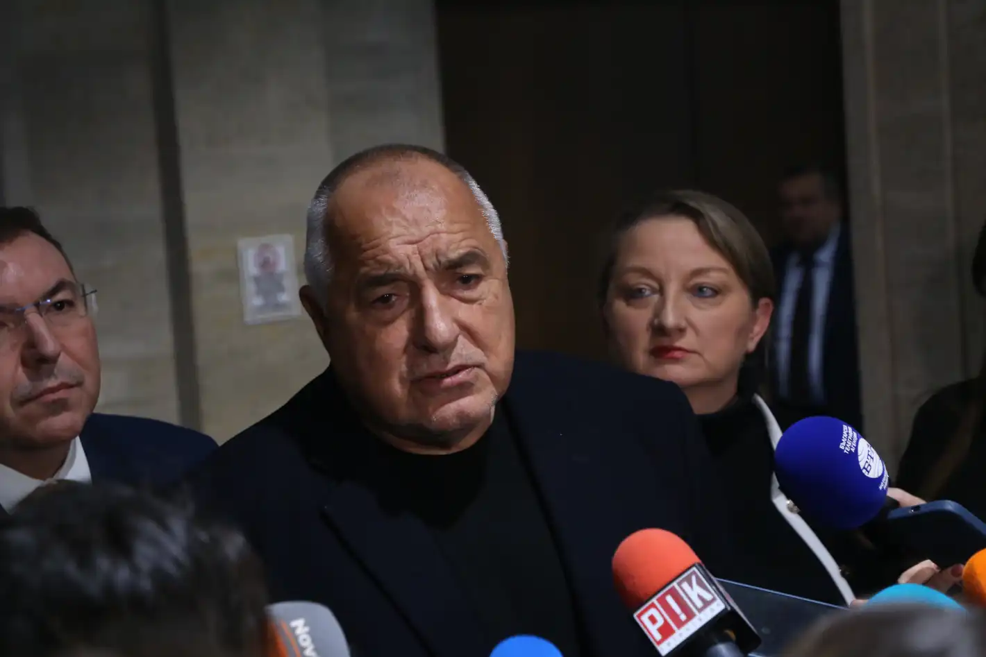Дамянова заговори за действия на Борисов в тъмната нощ