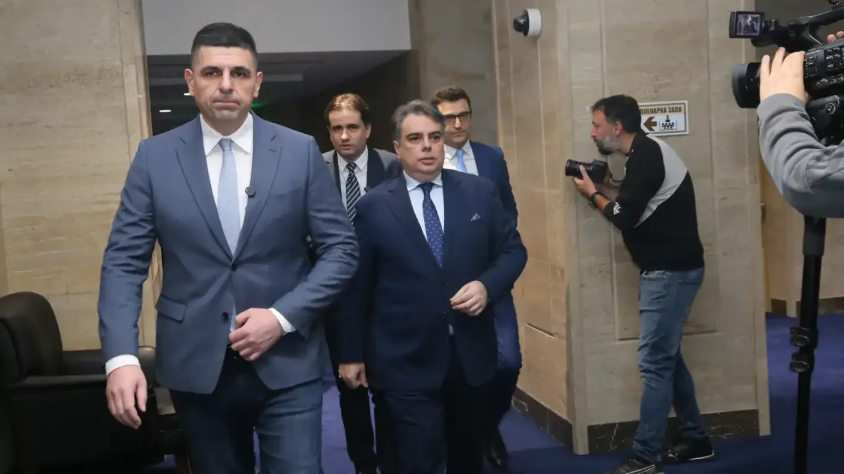 Посочиха виновника за разкола в ПП-ДБ, бил предупреден, но не се спрял