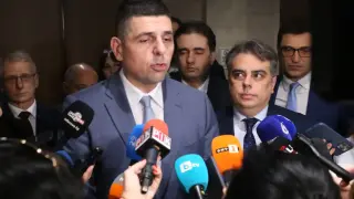 Евгений Михайлов ги попиля: ППДБ, спрете с тази омраза, поколението Z не знае що е това