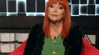 Сензация около дъщерята на Инна Симеонова: Сгодена е за жена! Снимки