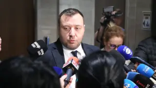 "Възраждане" се противопоставят на Радев заради промени в НС