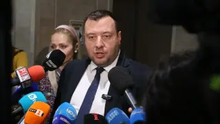 Депутат разкри защо цените в магазините няма да паднат
