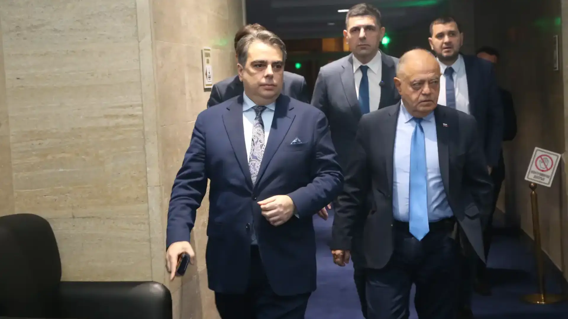 Дамянова посече мераците на ПП-ДБ: 120 депутати ли? И аз искам да спечеля Евровизия, ама няма