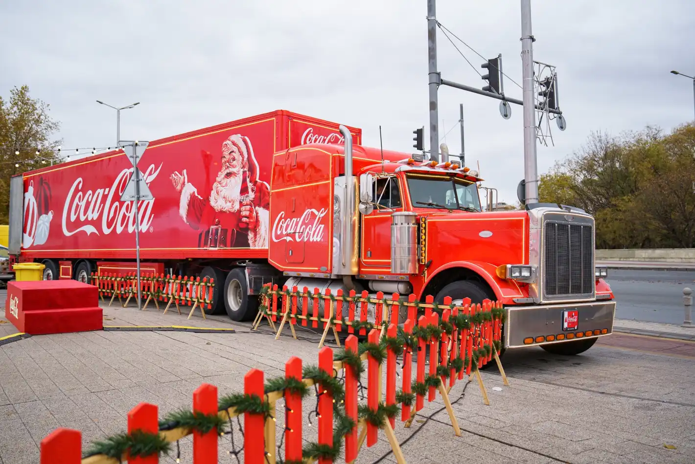 Коледният камион на Кока-Кола ще спре в 9 града на паркинги на Kaufland