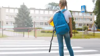 Родител алармира за чипс и енергийни напитки в столично училище