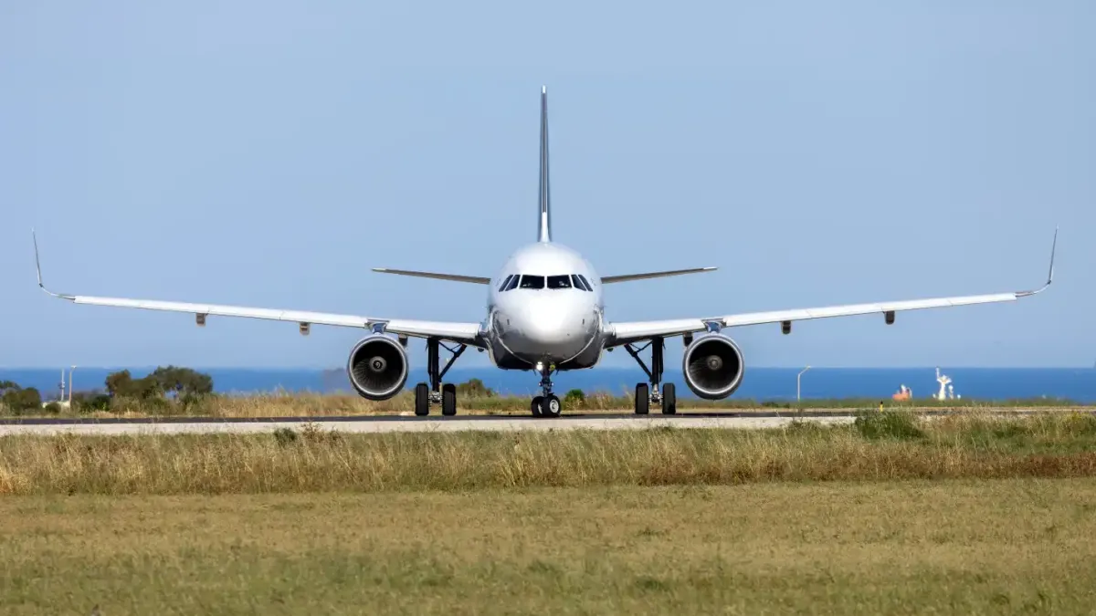 Wizz Air алармира: Пътниците ще имат проблеми