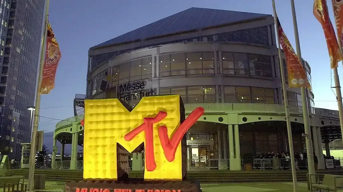 Трус в телевизията! Краят на една ера