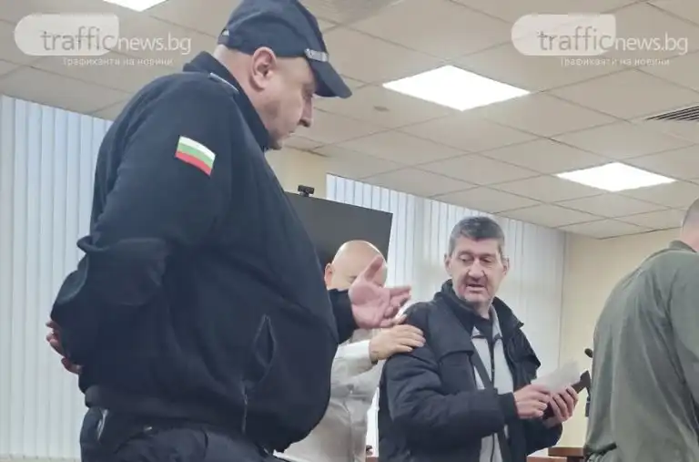 Шок: Подсъдим застана мъртвопиян пред съда, охрана го носи по стълбите