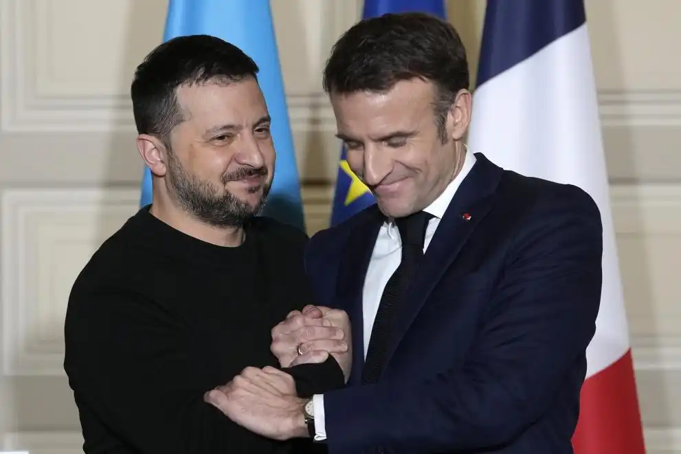 Ключова среща между Макрон и Зеленски в Париж