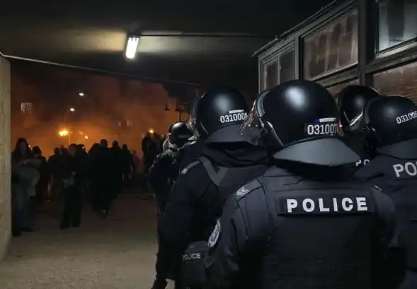 Мастит роден PR експерт предсказа бъдещето на България след вчерашния погром