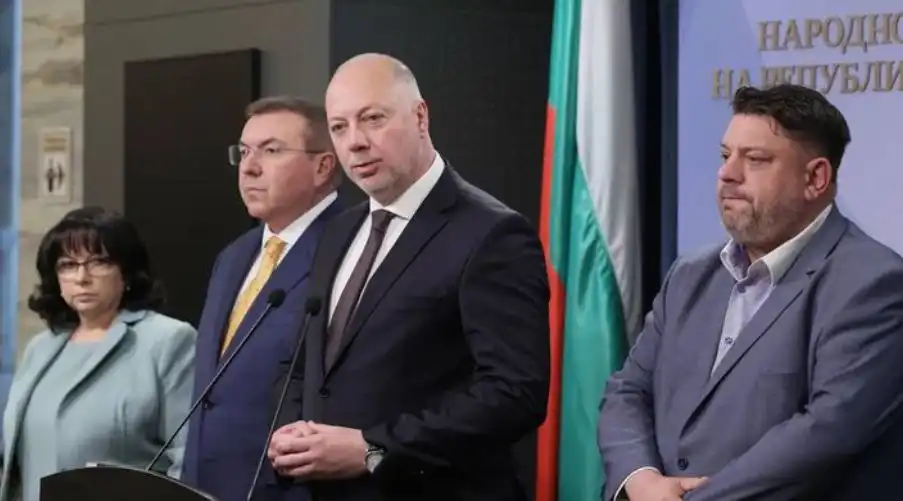 Край на спекулациите: Зафиров каза излиза ли БСП от кабинета "Желязков"