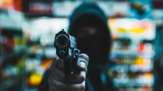 Разкриха колко е откраднато при грабежа в Банско, извършителят е...