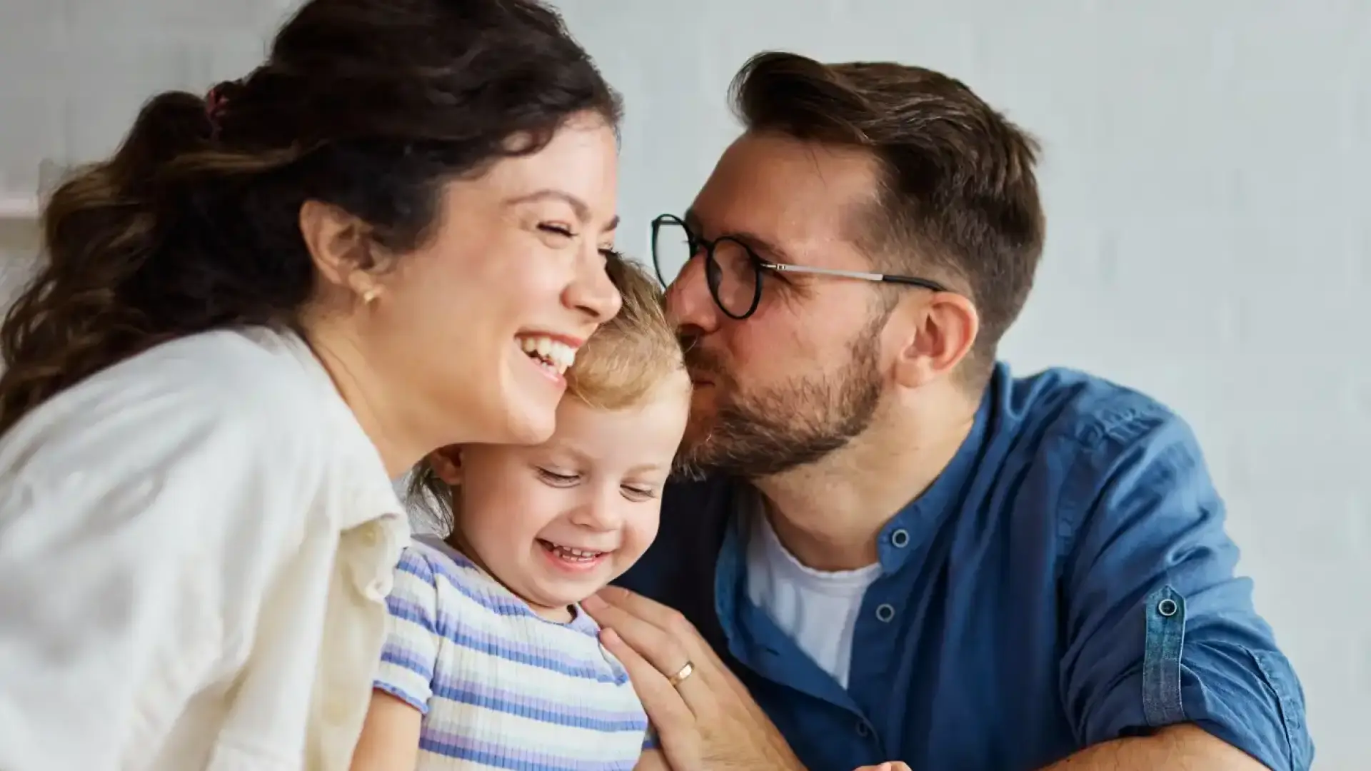 Голяма промяна за родителите на деца под 12 г. и работното им време