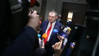 Пеевски показа черно на бяло как Мирчев се е навеждал в кабинета му БЛИЦ Live