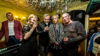 Рожден ден на доброто: 10 години "Подай ръка" и 10 години "Гамбринус"