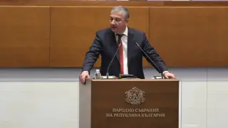 Драгомир Стойнев към ПП-ДБ: Злоупотребявате с енергията на протестиращите - отново ще ги излъжете