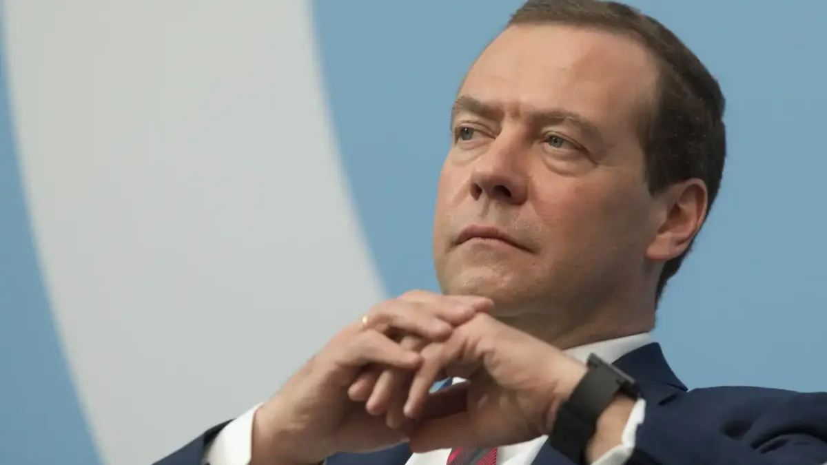 Медведев: САЩ се държат като "свине, които са лишени от коритото си"