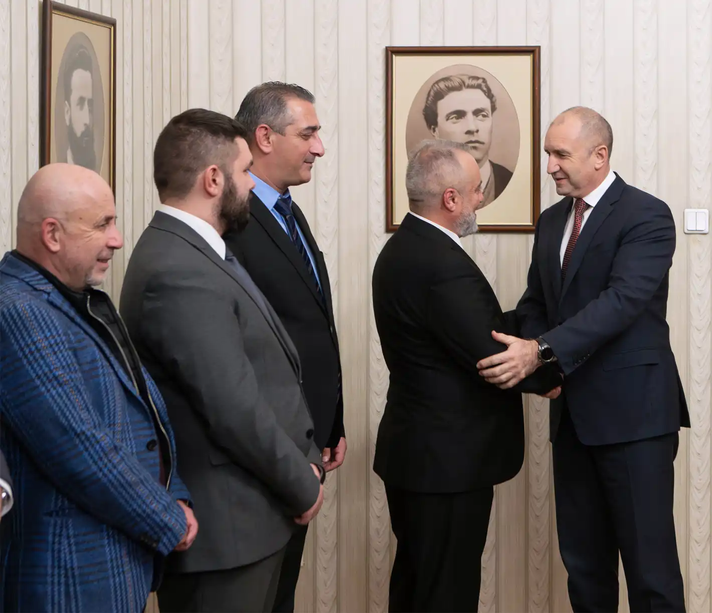 Радев подкрепи влизането на Северна Македония в ЕС, но при едно условие