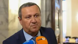АПС и МЕЧ се включват в атаката срещу правителството