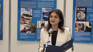 Росица Кирова: Доброволците изграждат щит на човечността