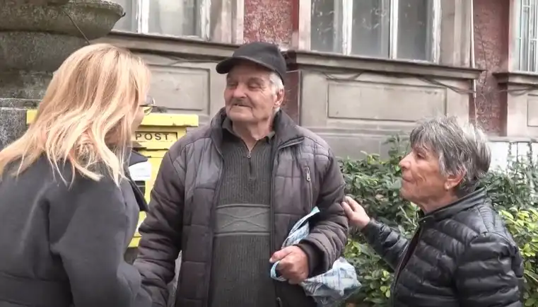 Пенсионери проплакаха: Януари месец ще просим! Видео