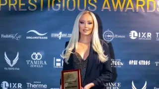 Топмоделът Мадлена Иванова с голямо признание от "Prestigious Awards" Снимки