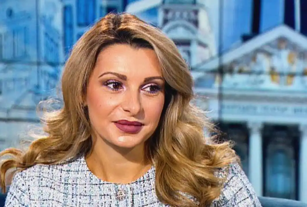Страшна гавра с Венко Сабрутев, Митова го върна в първи клас Снимка
