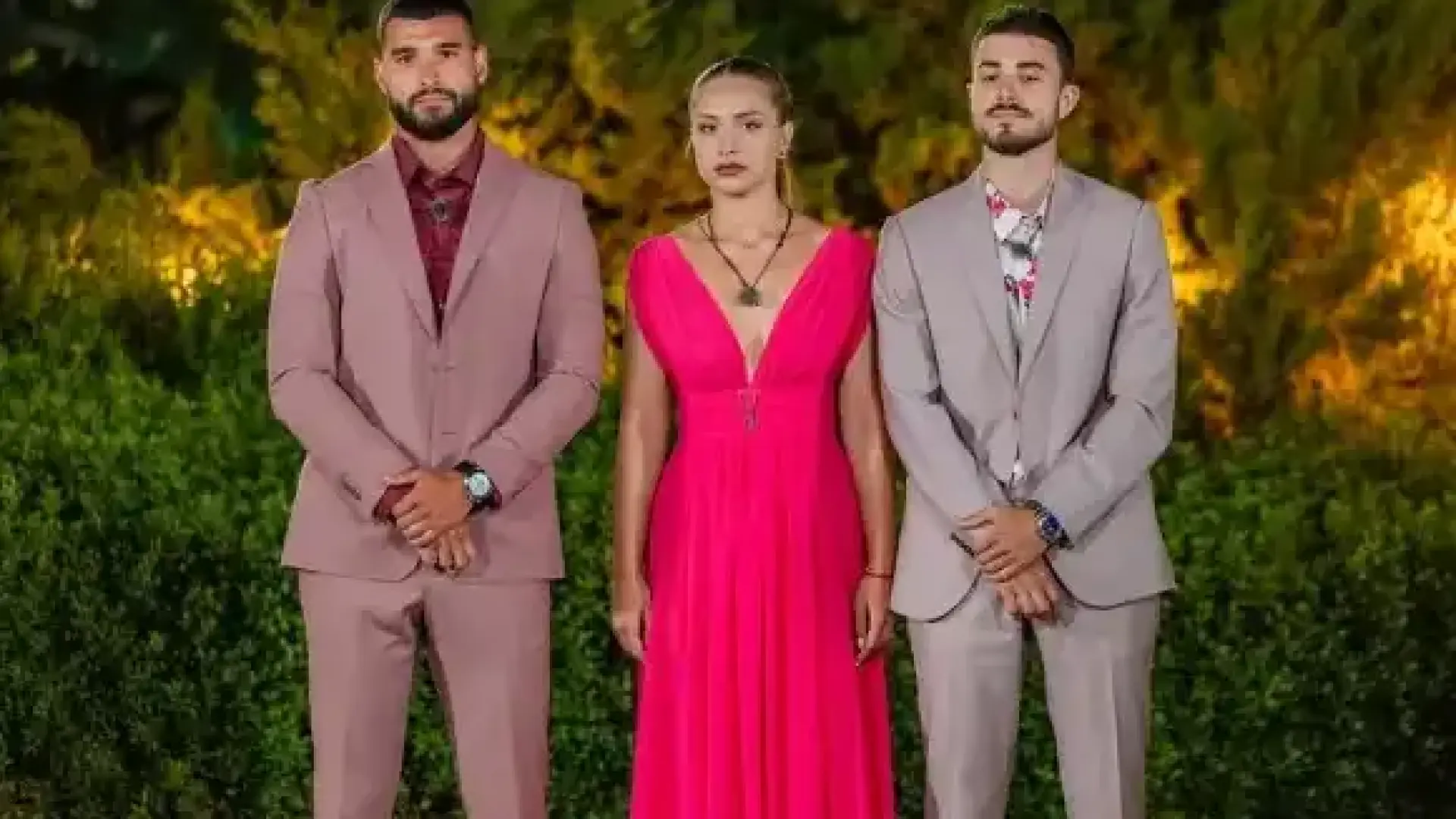 Мрежата гръмна! Изловиха Натали и гаджето след финала на "Ергенът", ето кого е избрала Снимка