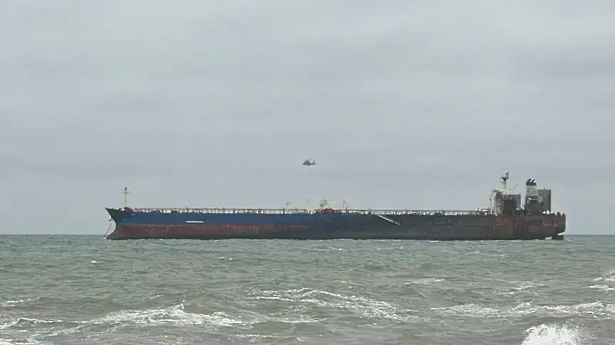 МВнР се задейства, иска отговори за танкера KAIROS Видео
