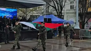 Тотален резил: Военни от родната армия смълчаха всички с грандиозен гаф Видео