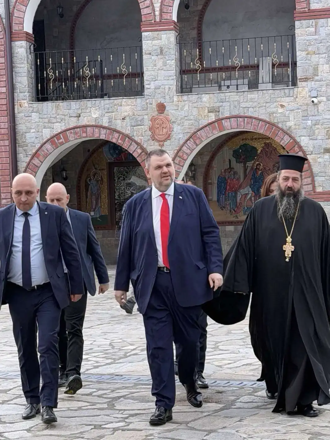 Делян Пеевски от Кърджали: Държавата трябва да е стабилна, защото само така може да се работи за хората и решаването на техните проблеми