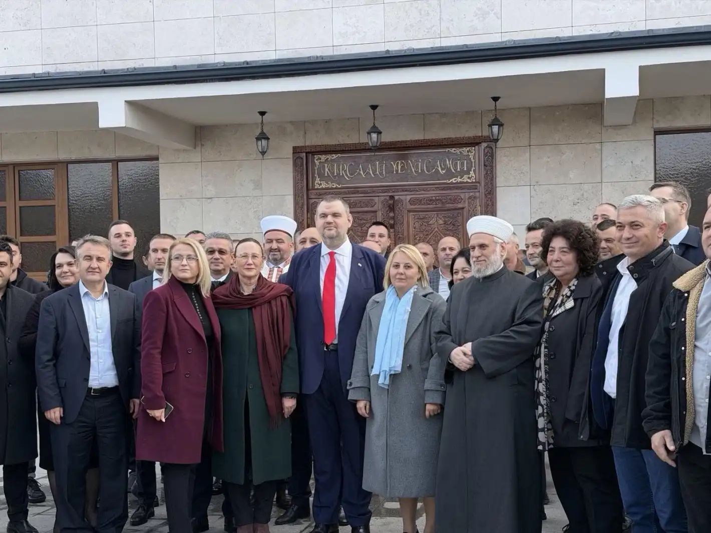 Делян Пеевски от Кърджали: Държавата трябва да е стабилна, защото само така може да се работи за хората и решаването на техните проблеми