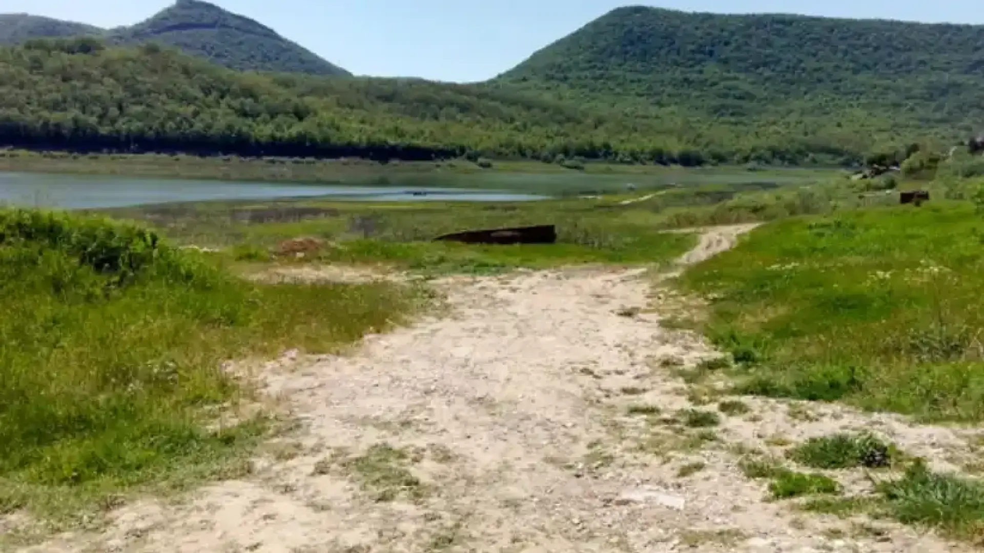 Става нещо странно с наш язовир