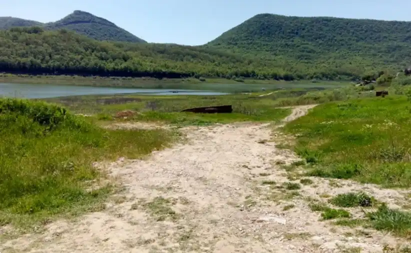 Става нещо странно с наш язовир