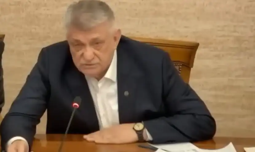 Руски режисьор изрази рядка критика в присъствието на Путин