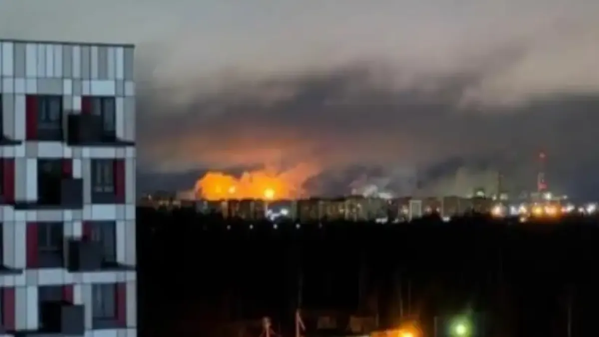 Нападение: Голям руски химически завод е в пламъци Видео