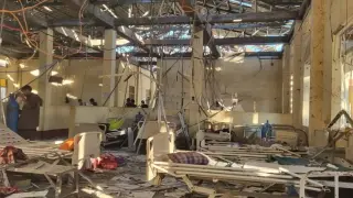 Военни обстреляха претъпкана болница в Азия, над 30 са жертвите Видео