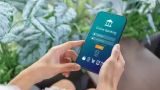 Банките: Без онлайн банкиране ето какво се случва!