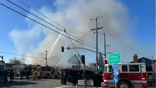 Инцидент: Мощна газова експлозия и пожар в района на Сан Франциско Видео