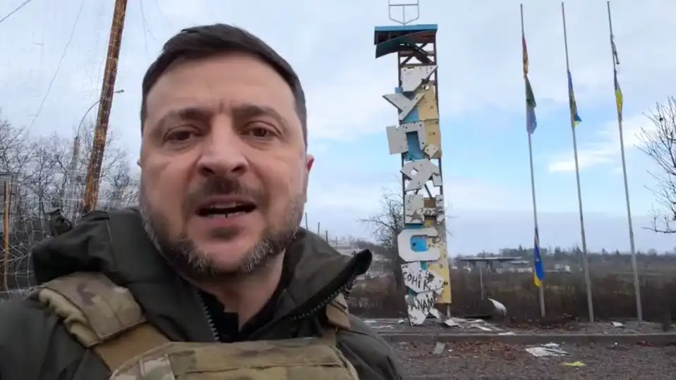 Зеленски се появи на най-неочакваното място, повдига бойния дух на украинците Видео