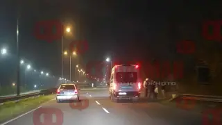 Извънредно! Зрелищен екшън на входа на Бургас, има закопчани