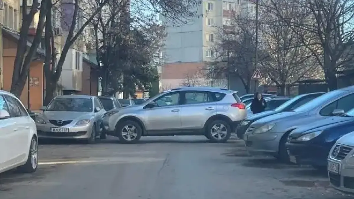 Опасна атракция в Монтана! Джип потегли сам и... Снимки