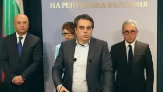Морал на повикване: Защо НСО може да пази Кирил Петков и Атанас Атанасов, но не Борисов и Пеевски?
