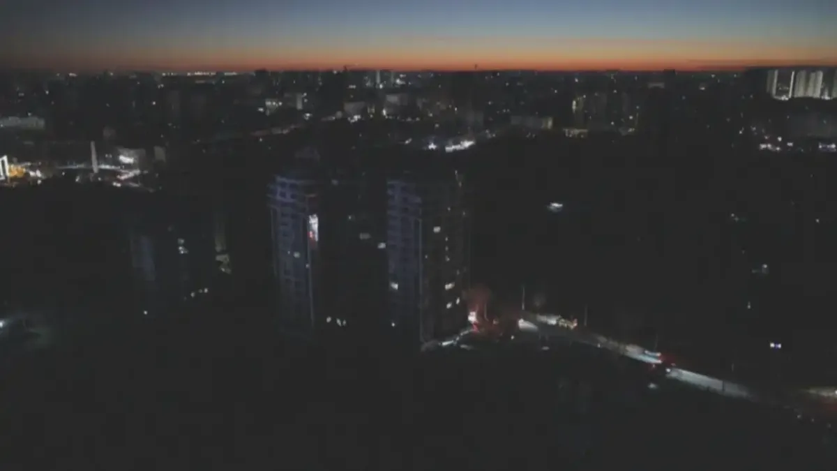 Одеса тъне в мрак след най-масираната руска атака от началото на войната